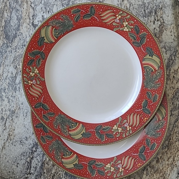 Set of 2 Vintage Gibson Boughs of Holly Christmas Dinner Plates ClaireMurray 11" - Picture 3 of 9